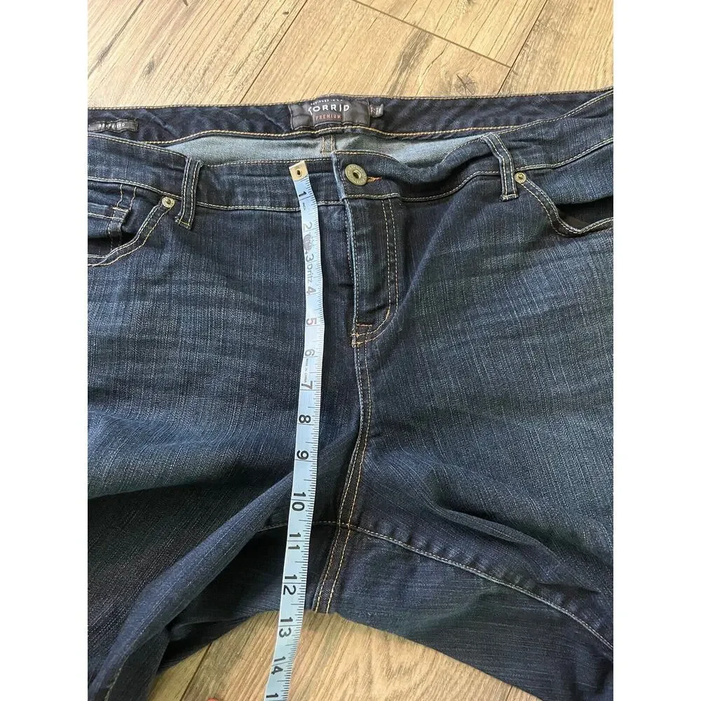 Torrid Crop Boyfriend Jean Womens Plus Size 22 Premium Stretch Dark Wash Raw Hem